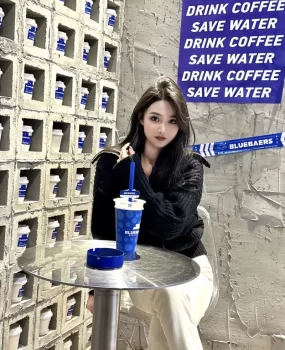 刚下海纯情嫩妹