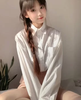 小妹妹粉嫩白皙