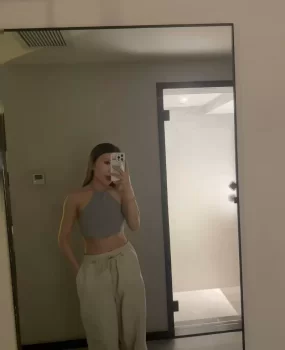 肤白貌美新疆古丽