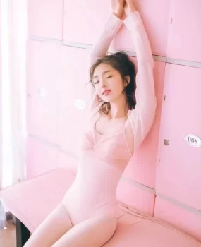 郑州骚逼 逼逼操起来水汪汪