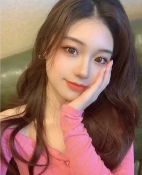 西安性感小姐姐个人兼职，雪白嫩滑的皮肤敏感水多